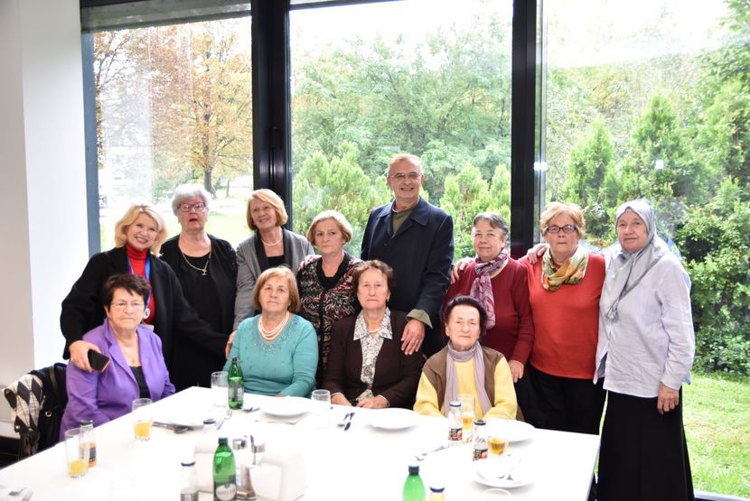 Bosnalijek ugostio svoje penzionere na tradicionalnom druženju